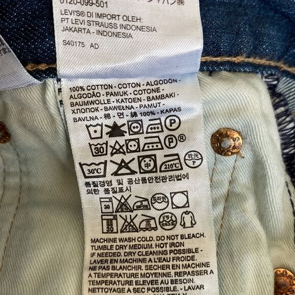 Levi’s 501 Classic Original Fit Straight Leg Button-fly Jeans - Picture 14 of 14